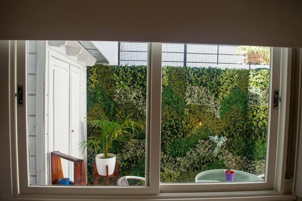 Hermoso y cómodo alojamiento con patio en Nuñez Buenos Aires Exterior foto